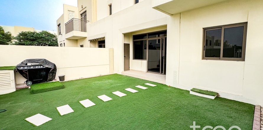 Townhouse în Town Square, Dubai, EAU 3 dormitoare, 203.46 mp.  №753816