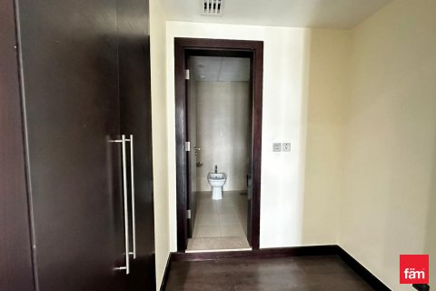 דירה למכירה ב Business Bay, Dubai, איחוד האמירויות  1 חדר שינה, 93.6 מ"ר, מספר 631692 - תמונה 17