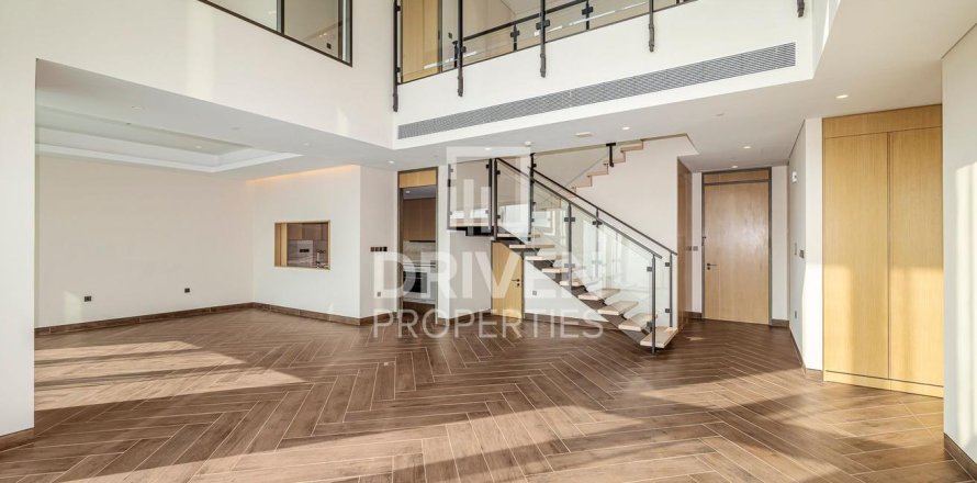 דופלקס ב Zabeel, Dubai, איחוד האמירויות 2 חדרי שינה, 225 מ"ר מספר 654518