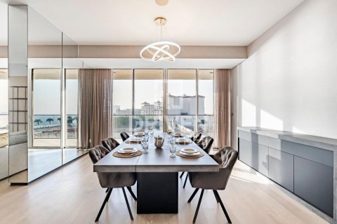 Apartament në Palm Jumeirah, Dubai, Emiratet e Bashkuara Arabe 4 dhoma gjumi, 310 m2. № 654947 - Foto 3