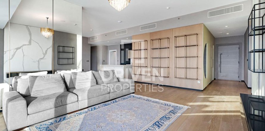 Apartament në Palm Jumeirah, Dubai, Emiratet e Bashkuara Arabe 4 dhoma gjumi, 310 m2. № 654947