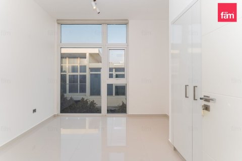 Vilë në Dubai, Emiratet e Bashkuara Arabe 6 dhoma gjumi, 322 m2. № 760900 - Foto 13