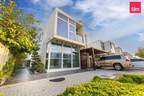 Vilë në Dubai, Emiratet e Bashkuara Arabe 6 dhoma gjumi, 322 m2. № 760900 - Foto 17