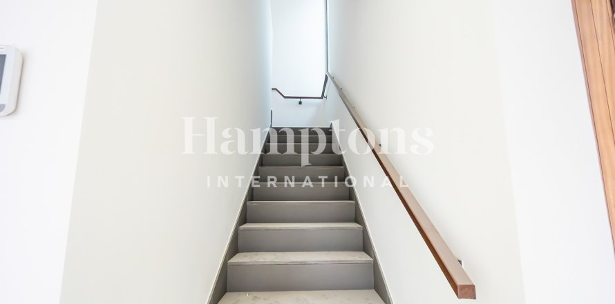 Таунхаус Jumeirah Village Triangle, Дубай, БАӘ-да 3 жатын бөлмелер, 173.914 м² № 695842