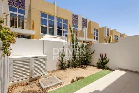 Vila di DAMAC Hills (Akoya by DAMAC), Dubai, UEA 3 kamar tidur, 192 m2 nomor 653224 - foto 16