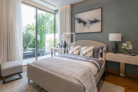Villa in vendita a Jumeirah, Dubai, EAU 5 camere da letto, 585 mq. № 653223 - foto 10