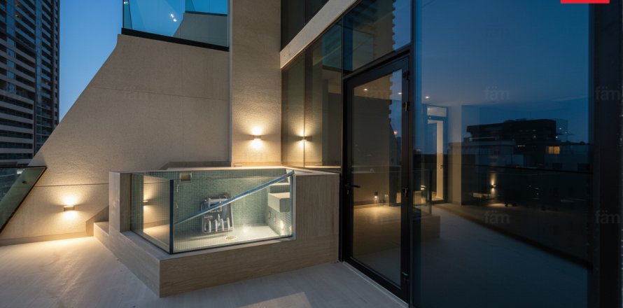 Wohnung in Dubai, VAE: 1 Schlafzimmer, 75 m2 Nr. 696783