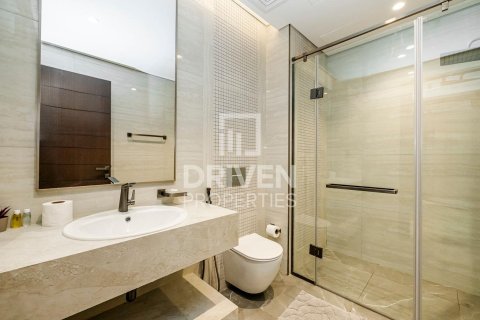 Apartmán v Business Bay, Dubai, SAE 2 spálne, 126 m2 č. 683664 - Fotografia 16
