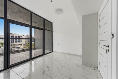 Radhus till försäljning i Dubai, UAE 3 sovrum, 174.75 kvm Nr. 748770 - fotografi 8