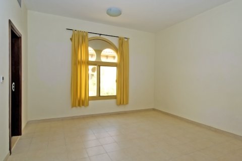 Villa til salg i Falcon City of Wonders, Dubai, UAE 5 soveværelser, 814.02 kvm № 748774 - foto 10