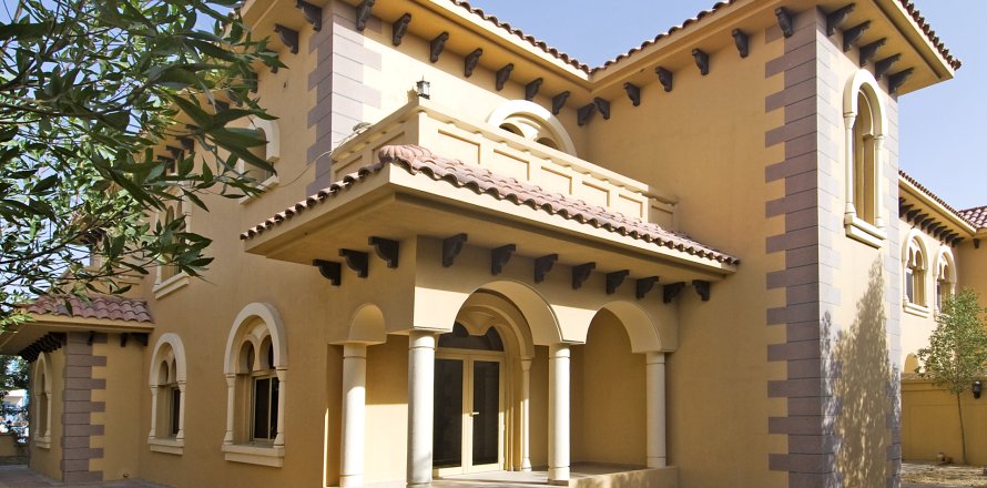 Villa i Falcon City of Wonders, Dubai, UAE 5 soveværelser, 814.02 kvm № 748774