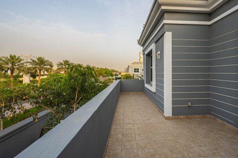 Villa til salg i Falcon City of Wonders, Dubai, UAE 5 soveværelser, 815.97 kvm № 748775 - foto 20