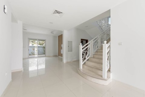 Villa til salg i Falcon City of Wonders, Dubai, UAE 5 soveværelser, 815.97 kvm № 748775 - foto 6