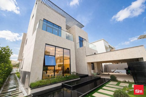 فيلا للبيع في Jumeirah Park، دبي، الإمارات العربية المتحدة 6 غرفة نوم ، 755.6 متر مربع ، رقم 701278 - صورة 8