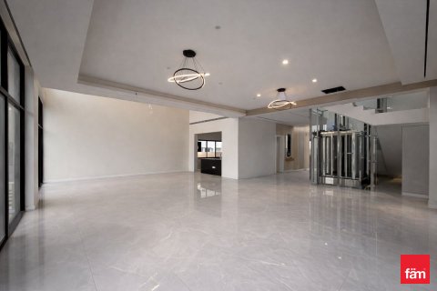 فيلا للبيع في Jumeirah Park، دبي، الإمارات العربية المتحدة 6 غرفة نوم ، 755.6 متر مربع ، رقم 701278 - صورة 3