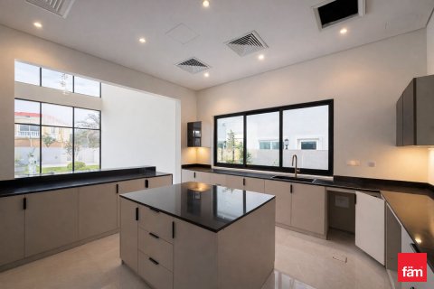 فيلا للبيع في Jumeirah Park، دبي، الإمارات العربية المتحدة 6 غرفة نوم ، 755.6 متر مربع ، رقم 701278 - صورة 5
