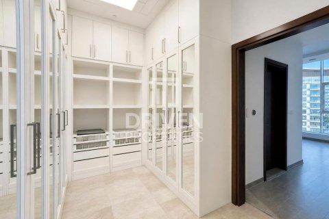 Apartament do wynajęcia w Palm Jumeirah, Dubai, ZEA 3 sypialnie, 211.82 mkw., nr 765555 - zdjęcie 16