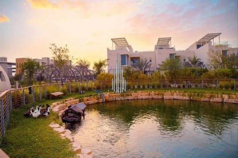 Vila na Yas Island, Abu Dhabi, SAE 4 ložnice, 232.6 m² Č.: 547194 - fotografie 4