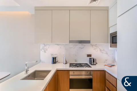 Huoneisto Downtown Dubai (Downtown Burj Dubai), Arabiemiraatit 2 makuuhuonetta, 110 m2 № 667577 - kuva 10