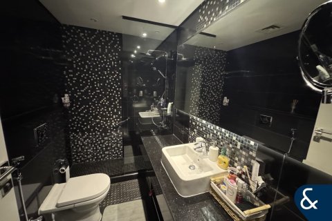 Apartament na sprzedaż w Business Bay, Dubai, ZEA 2 sypialnie, 120 mkw., nr 667575 - zdjęcie 5