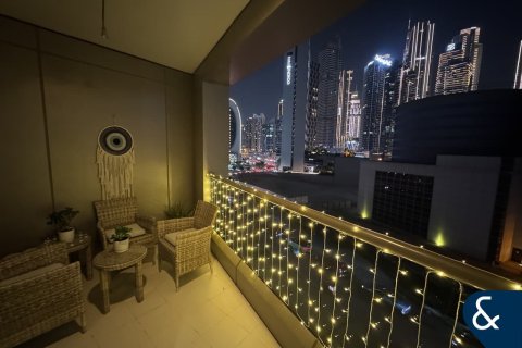 Apartament na sprzedaż w Business Bay, Dubai, ZEA 2 sypialnie, 120 mkw., nr 667575 - zdjęcie 1