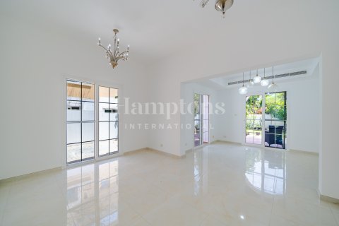 Rijtjeshuis te huur in Arabian Ranches 2, Dubai, VAE 4 slaapkamers, 350.39945801 vr.m., nr 705579 - foto 2