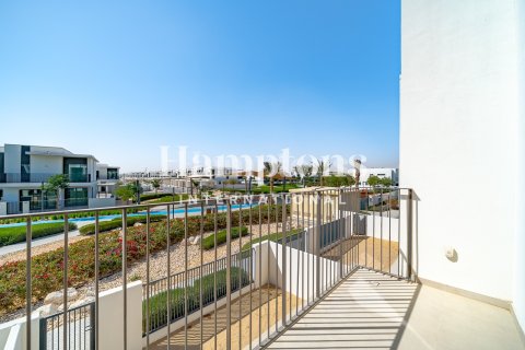 Зняти в оренду таунхаус в Jumeirah Village Triangle, Дубай, ОАЕ 4 спальні, 255.48325000м2, № 705584 - фото 2