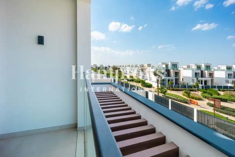 Villa te huur in Arabian Ranches 3, Dubai, VAE 5 slaapkamers, 611.39464300 vr.m., nr 705582 - foto 16
