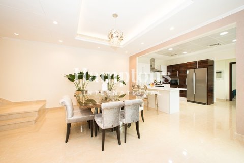 Villa te huur in The Sustainable City, Dubai, VAE 4 slaapkamers, 356.37590800 vr.m., nr 705580 - foto 5