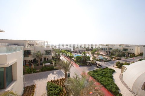 Villa te huur in The Sustainable City, Dubai, VAE 4 slaapkamers, 356.37590800 vr.m., nr 705580 - foto 18