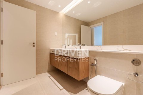 Apartman u Jumeirah, Dubai, UAE 2 spavaćih soba, 119.84 m2 Br. 745585 - fotografija 13
