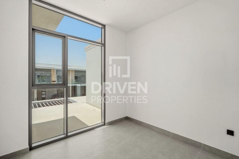 Vilë në Arabian Ranches 3, Dubai, Emiratet e Bashkuara Arabe 4 dhoma gjumi, 249.82 m2. № 745973 - Foto 7
