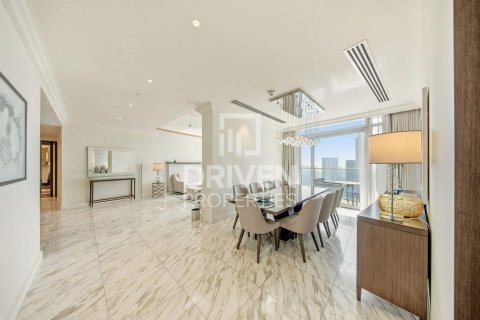 Apartman u gradu Downtown Dubai (Downtown Burj Dubai), Dubai, UAE 4 spavaće sobe, 251.21 m2 Br. 745972