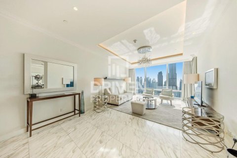 Apartment in Downtown Dubai (Downtown Burj Dubai), Dubai, UAE 4 bedrooms, 251.21 sq.m. № 745972 - photo 6