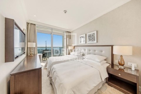 Apartment in Downtown Dubai (Downtown Burj Dubai), Dubai, UAE 4 bedrooms, 251.21 sq.m. № 745972 - photo 9
