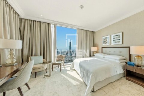 Apartment in Downtown Dubai (Downtown Burj Dubai), Dubai, UAE 4 bedrooms, 251.21 sq.m. № 745972 - photo 11