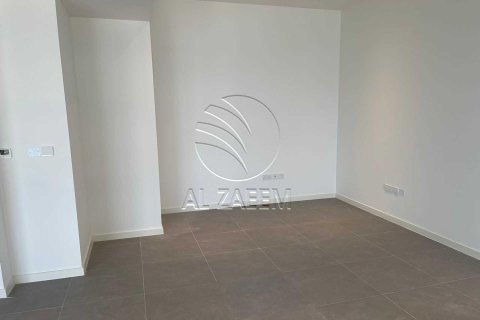 Apartment in Al Reem Island, Abu Dhabi, UAE 1 room, 45 sq.m. № 615190 - photo 10