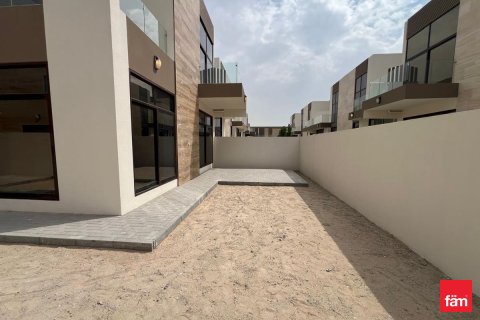 Shtëpi në qytet në Dubai, Emiratet e Bashkuara Arabe 4 dhoma gjumi, 288 m2. № 721646 - Foto 18