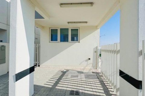 Müüa ridamaja asukohaga Dubai, AÜE: 3 magamistoaga, 263 m² Nr 565081 - pilt 9