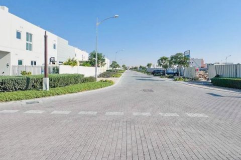 Müüa ridamaja asukohaga Dubai, AÜE: 3 magamistoaga, 263 m² Nr 565081 - pilt 23