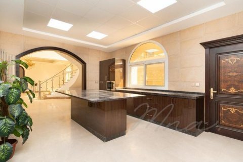 Vila v Al Mizhar, Dubai, SAE 5 ložnice, 1393.6 m² Č.: 565079 - fotografie 5