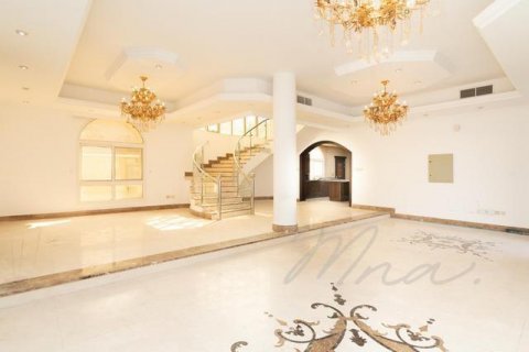 Vila v Al Mizhar, Dubai, SAE 5 ložnice, 1393.6 m² Č.: 565079 - fotografie 2
