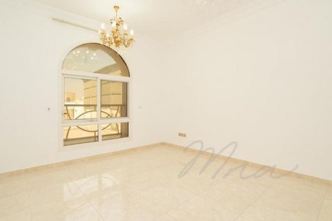 Vila v Al Mizhar, Dubai, SAE 5 ložnice, 1393.6 m² Č.: 565079 - fotografie 8