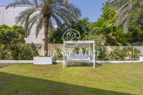 Huvila Meadows, Dubai, Arabiemiraatit 4 makuuhuonetta, 332.40693400 m2 № 651291 - kuva 27