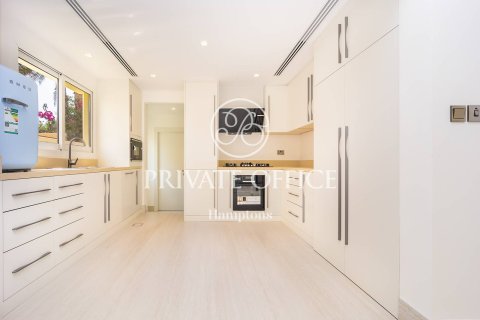 Huvila Meadows, Dubai, Arabiemiraatit 4 makuuhuonetta, 332.40693400 m2 № 651291 - kuva 10