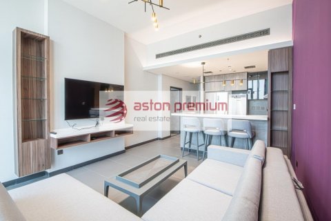 Apartment in Jumeirah Lake Towers, Dubai, UAE 1 bedroom, 80.8 sq.m. № 623921 - photo 2