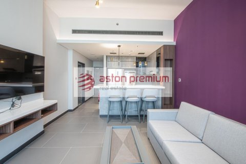 Apartment in Jumeirah Lake Towers, Dubai, UAE 1 bedroom, 80.8 sq.m. № 623921 - photo 4