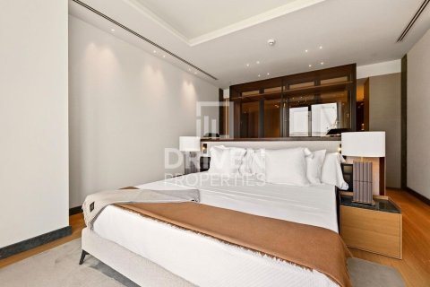 Apartment til salg i Al Wasl, Dubai, UAE 2 soveværelser, 137.22 kvm № 755560 - foto 13