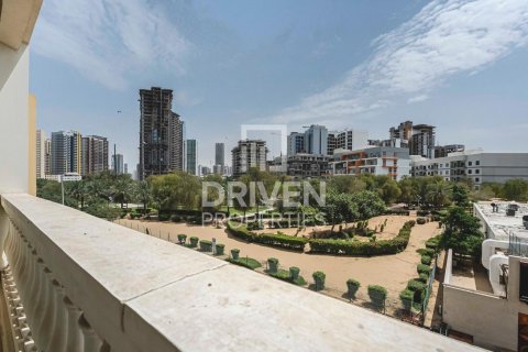 Appartement à vendre à  Jumeirah Village Circle, Dubai, EAU 2 chambres, 112.32 m2 № 756730 - photo 1