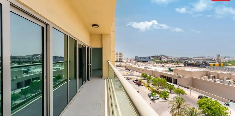 Motor City, Dubai, UAE의 아파트 침실 2개, 111.9제곱미터 번호 703717